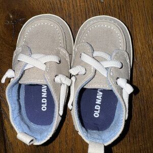 Old Navy Kids Beige Canvas Sneakers
